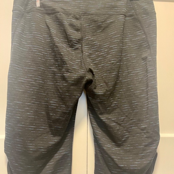 Zella 'Live In' Slim Fit Knee Shorts, black, size L - Picture 8 of 8